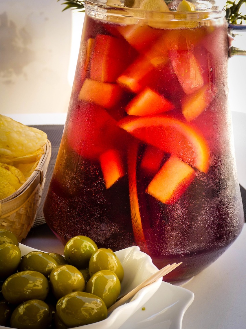 Bevvy of the Week - A Simple Spanish Style Sangria Recipe - The Life of Stuff
