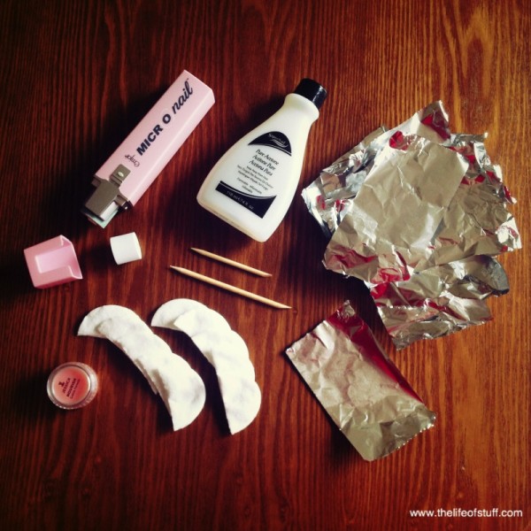 An Easy Guide on How to Remove Shellac Nail Polish at Home