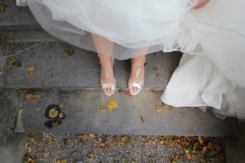 7 Convincing Reasons NOT to Skimp on a Wedding Photographer