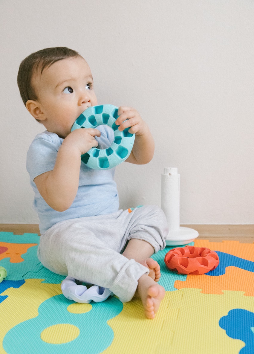 Parenting Top 20 Natural Teething Tips for Babies and Toddlers Teething Toys