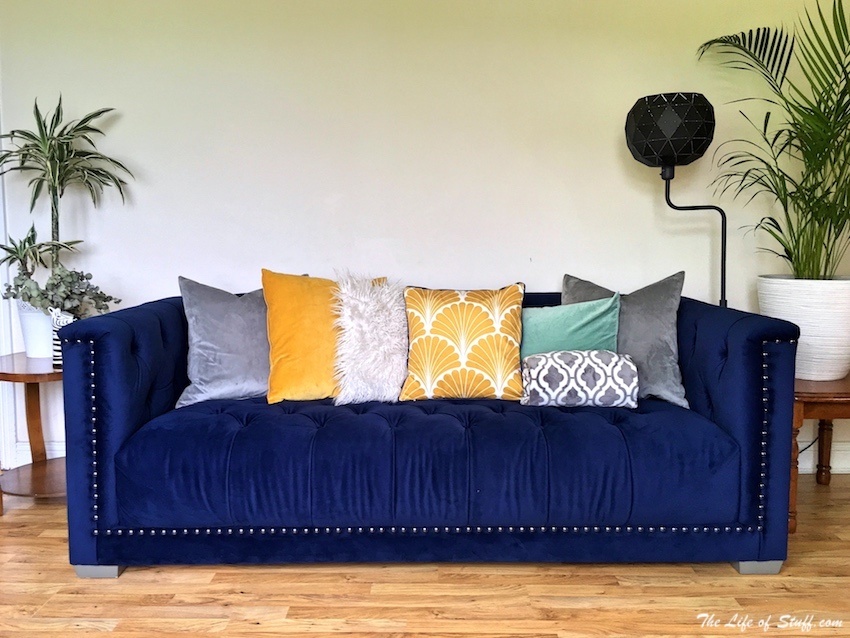Homestyle - How to Style a Sofa with Cushions & Throws - Style 11
