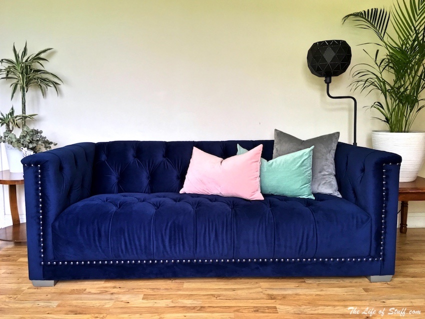 Homestyle - How to Style a Sofa with Cushions & Throws - Style 20