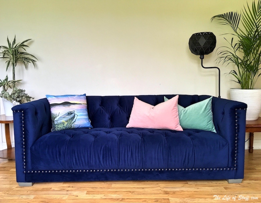 Homestyle - How to Style a Sofa with Cushions & Throws - Style 21