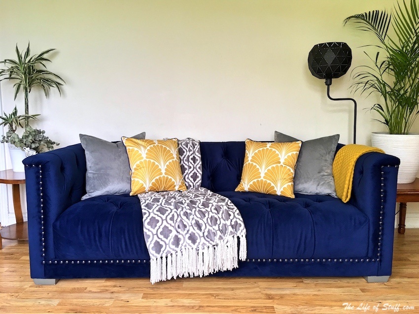 Homestyle - How to Style a Sofa with Cushions & Throws - Style 6