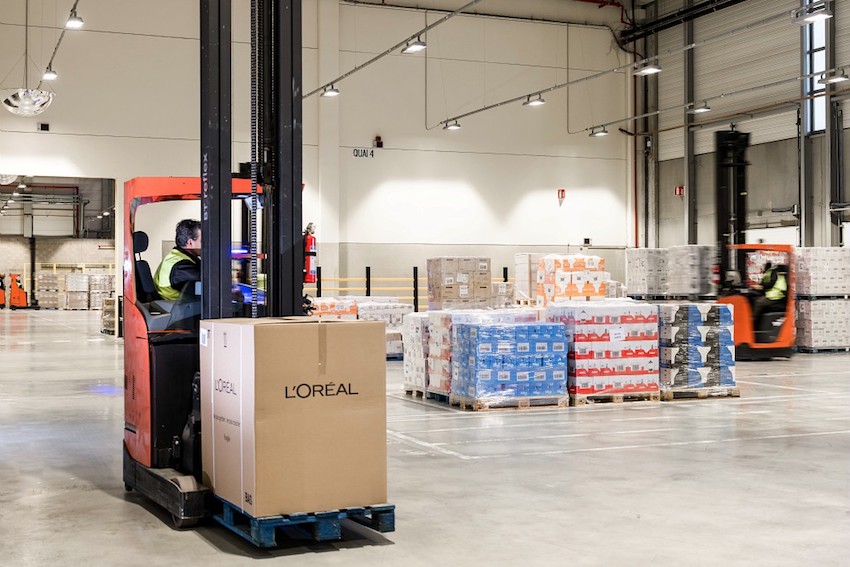 L’ Oréal Ireland Donates Free Hygiene Products to the Frontline - LOREAL DISTRIBUTION CENTRE
