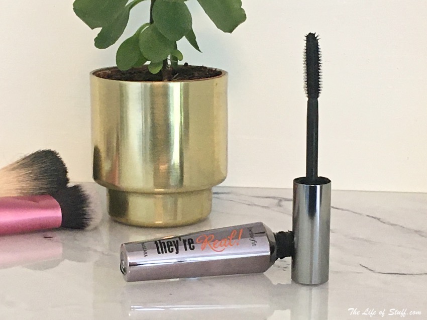 Must-have Mascara - 4 Fabulous Mascaras to Try - Benefit They're Real! Lengthening Mascara