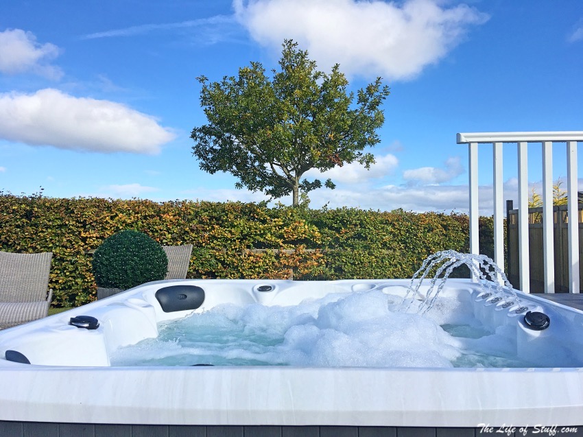 A Heavenly Afternoon Pamper at Revive Garden Spa Athy, Kildare - Bubbles, Jacuzzi