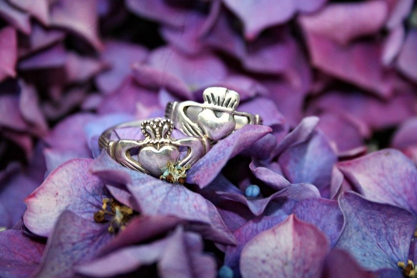 Travel Tip - 3 of the Best Souvenirs from Ireland - claddagh ring
