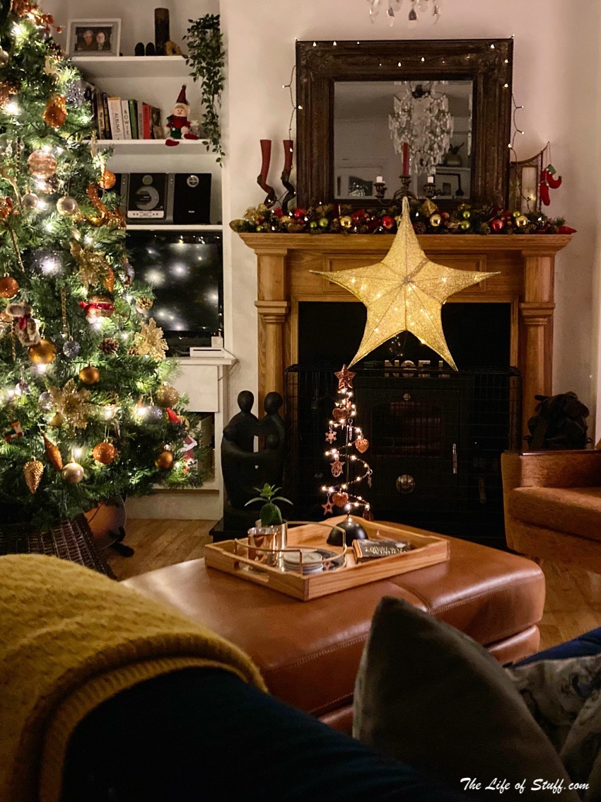 Cosy Christmas Living Room - 3 Top Tips to Get the Look - Living room lights