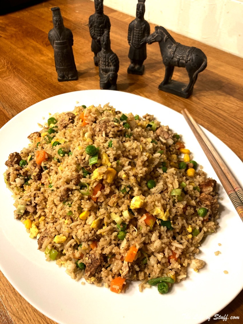 8 Steps to a Delicious Chinese Chicken Fried Rice Recipe - Simple Recipe