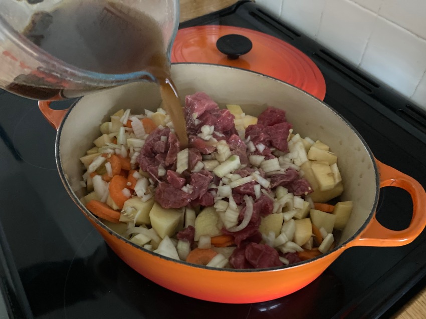 Delicious 1 Pot Oven Cooked Irish Beef Stew Recipe - Add stock