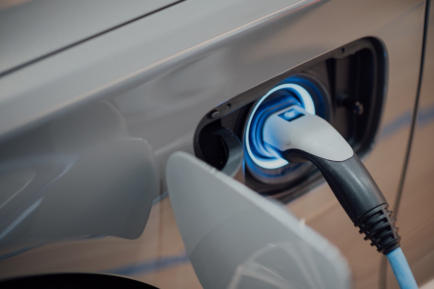 7 Reasons Why You Should Choose an Electric Car - Hassle-Free Charging