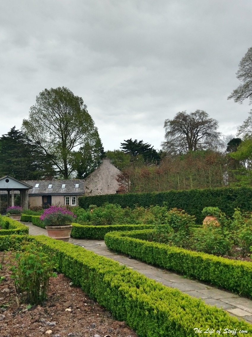Visit Laois – 10 Fabulous Free Things to Do Outdoors - Ballintubbert Gardens & House - Garden Path