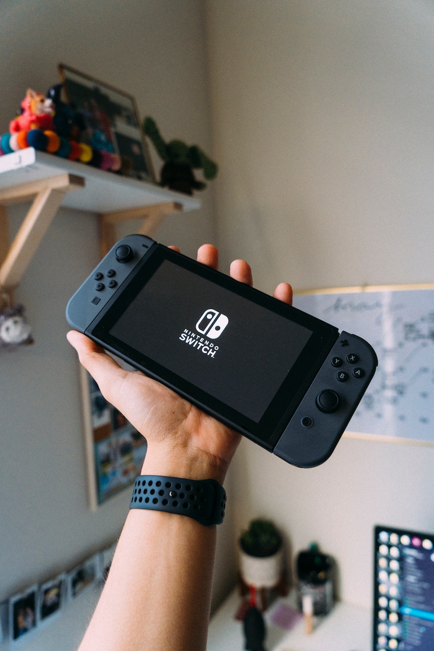 What You Need To Create The Ultimate Teen Bedroom - Nintendo Switch