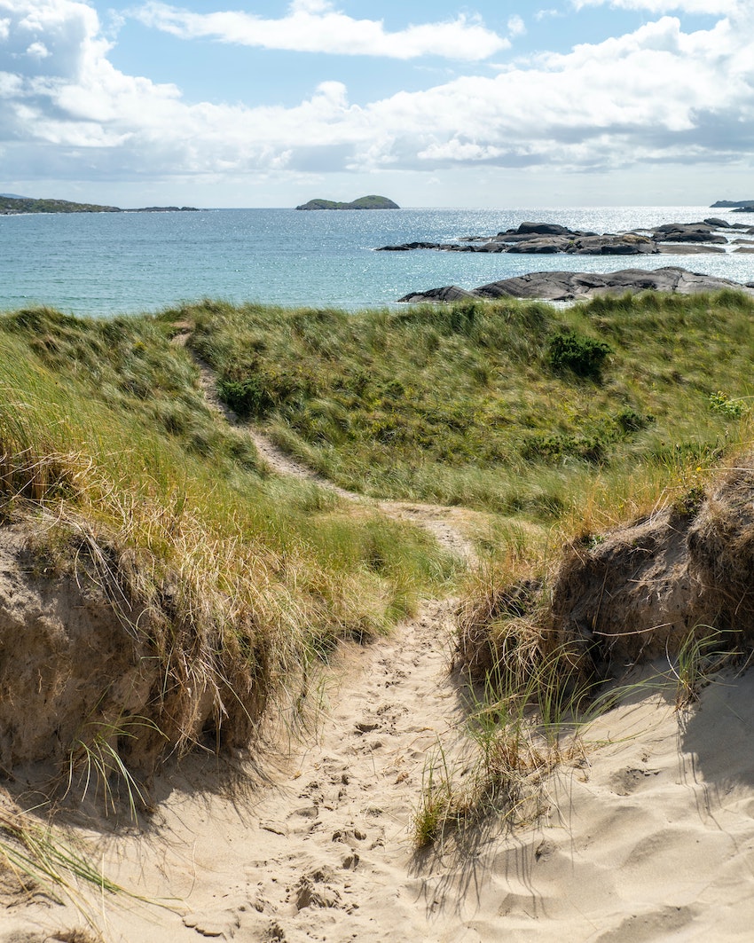 5 Top Checklist Tips - What to Pack for a Beach Day or Holiday - Ireland Beach