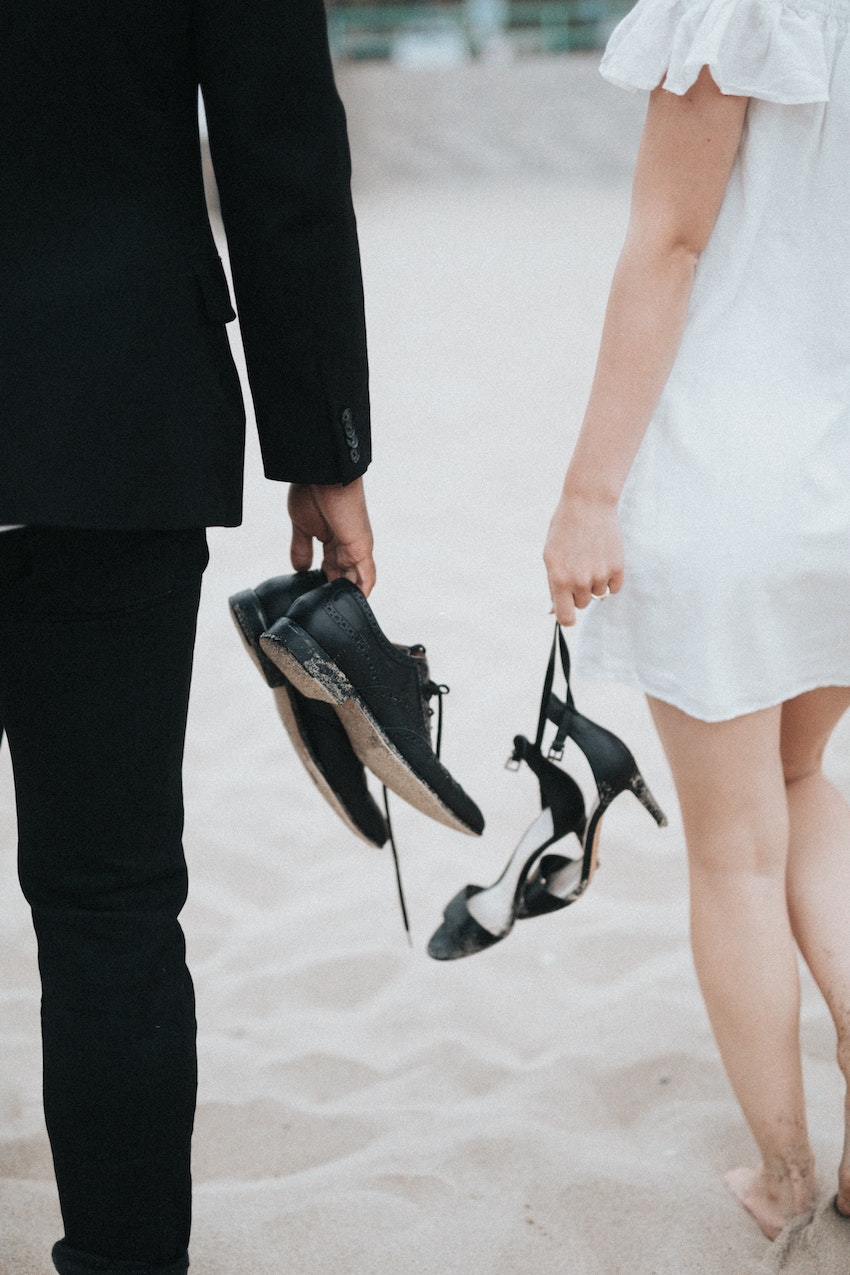 Getting Married? 3 Important Wedding Planning Basics - Couple on Beach