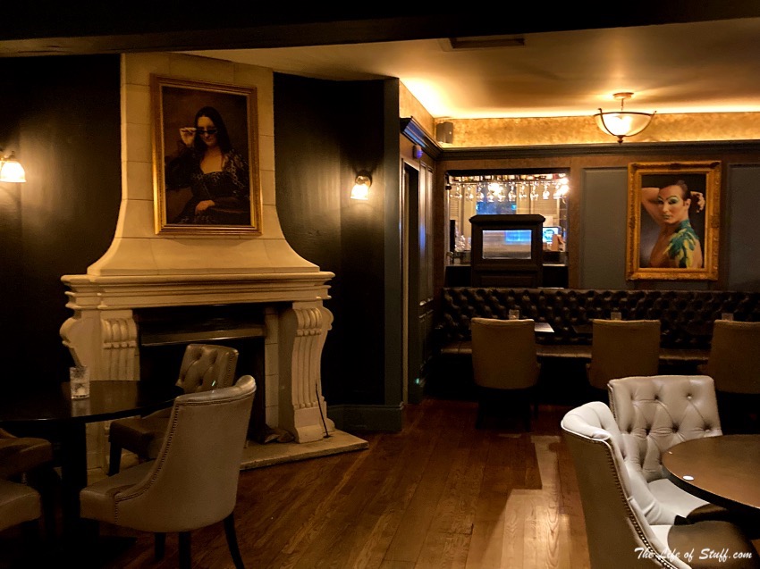 The Queens Dalkey - Divine Dining in Dublin 'Fit for a King' - Interior Design