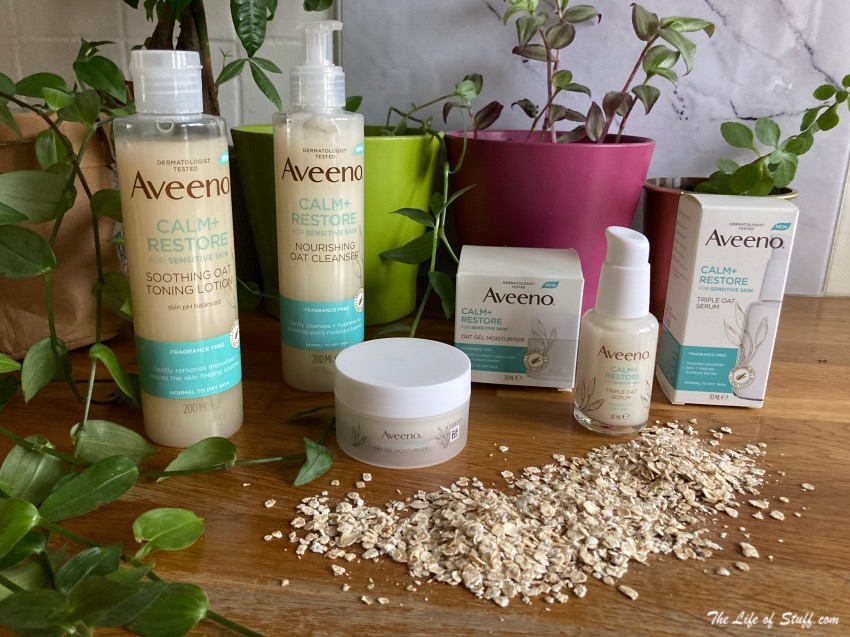 Aveeno Daily Moisturising - Head to Toe in 4 Steps - Calm & Restore for Face and Neck