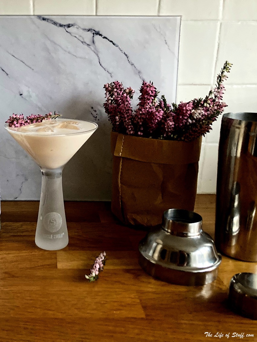 Bevvy of the Week - Coole Queen Irish Cocktail - Irish Cream & Heather Infused Irish Gin - The Life of Stuff