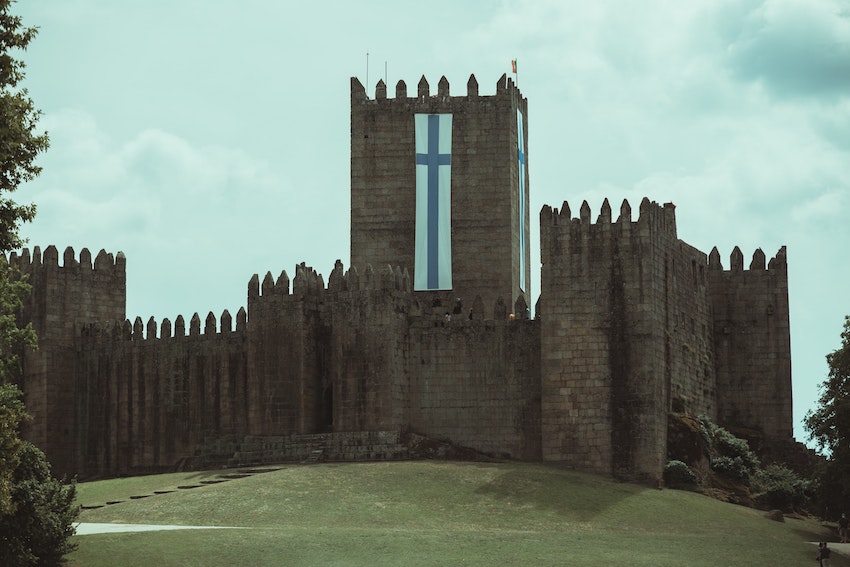 Braga Portugal Itinerary - 3 'Must See' Tourist Attractions - Guimarães Castle