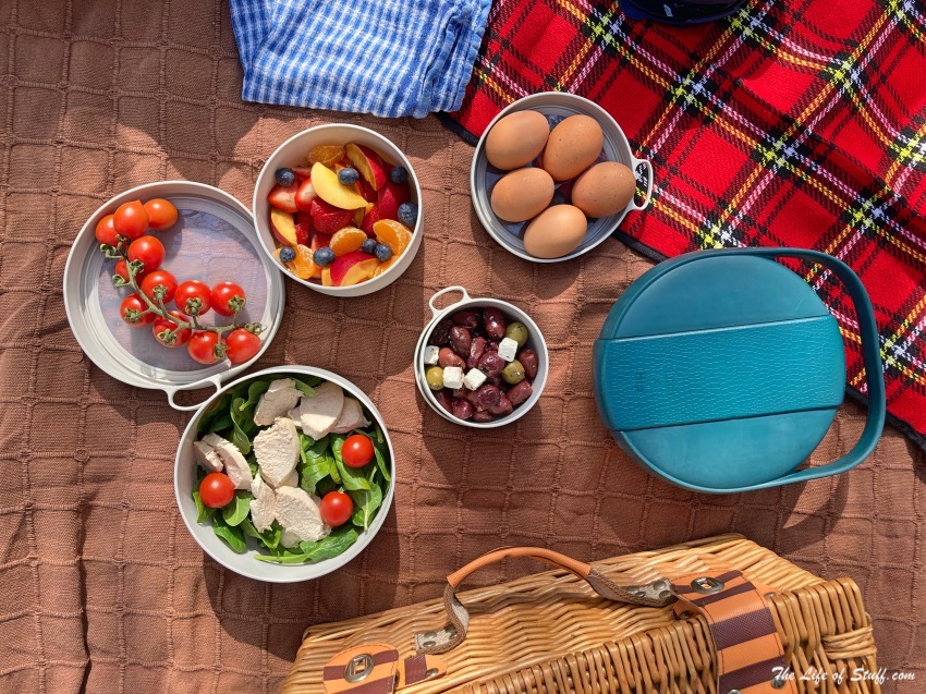 8 Simple Steps To Packing The Perfect Picnic Basket - Hip Ocean Bound Plastic Products