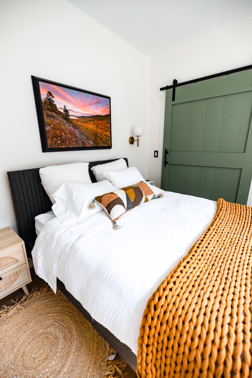 Breathe New Life Into Your Outdated Bedroom in 5 Savvy Ways - Paintwork
