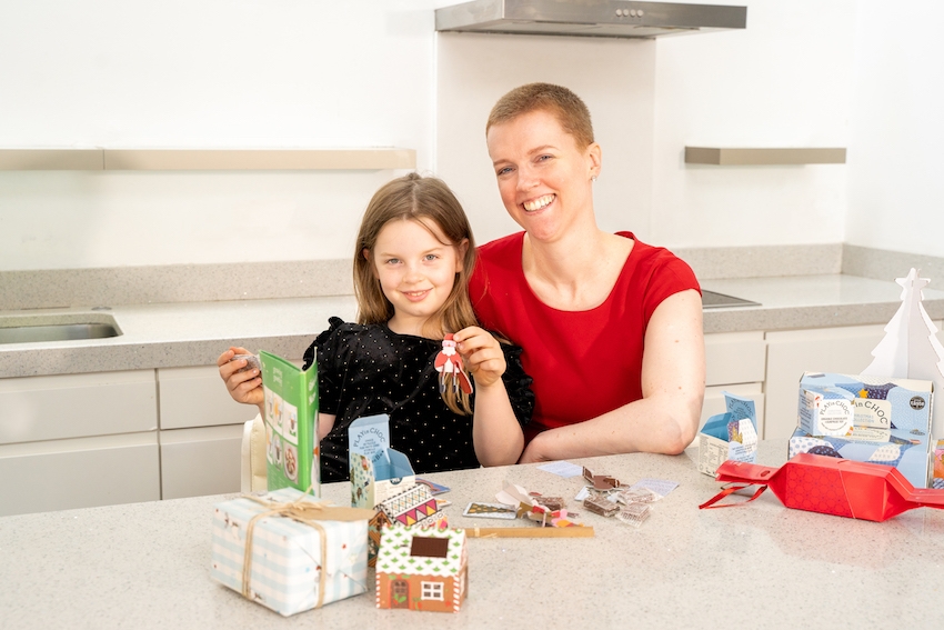 10 Top Tips for an Eco-Friendly Sustainable Green Christmas - Eco Toystore Jiminy.ie Founder, Sharon Keilthy with her daughter