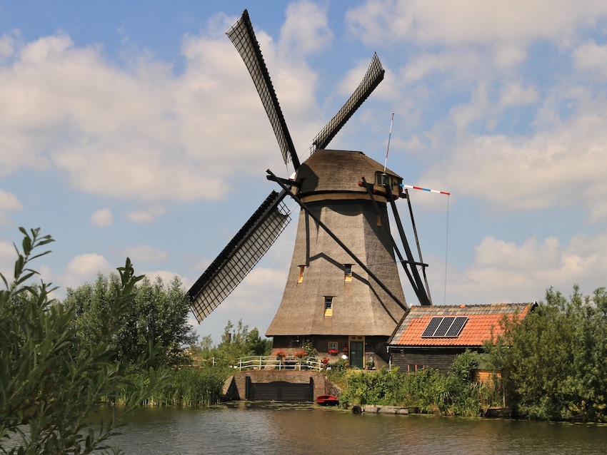 Short Breaks - What To Do In Rotterdam Guide - Kinderdijk WindMills