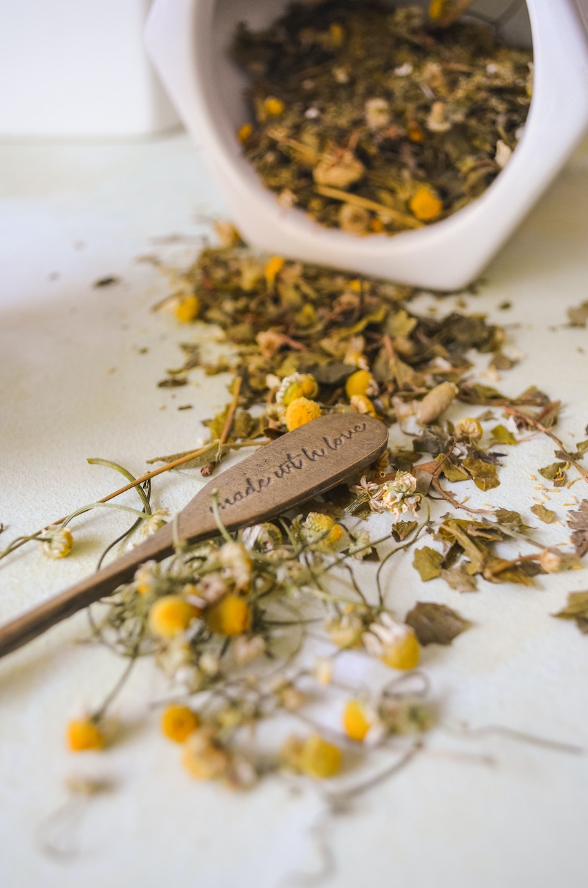 Evening Habits That Will Help Improve Your Sleep - Chamomile - Natural Calming Products