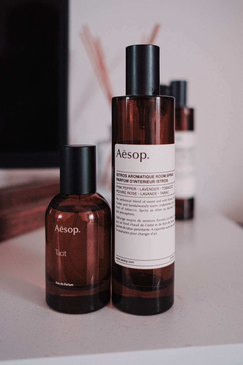 How to Wear Unisex Fragrances for Work and Play - Aesop