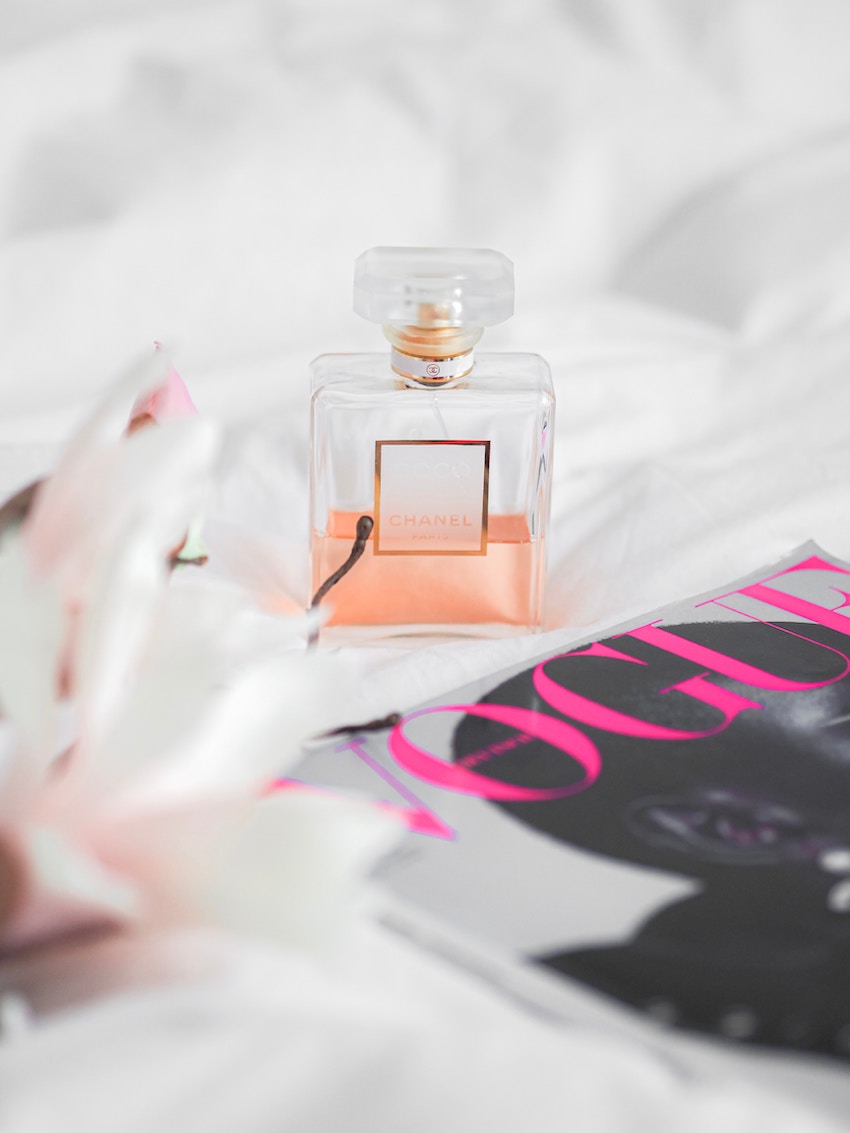 The 10 Most Famous Perfumes in the World - Gift Guide Inspo
