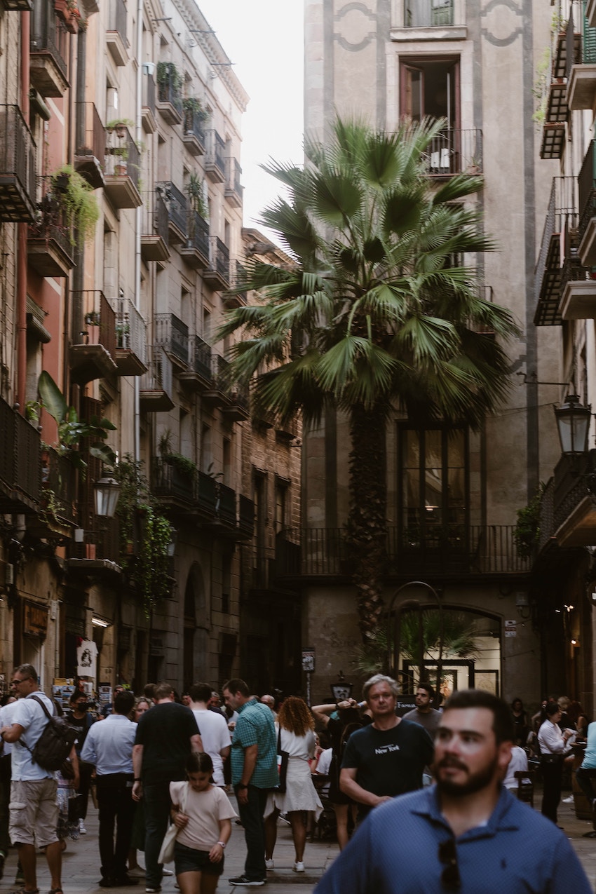 4 Must-Visit Places to Experience on a Europe Tour - City Streets Barcelona
