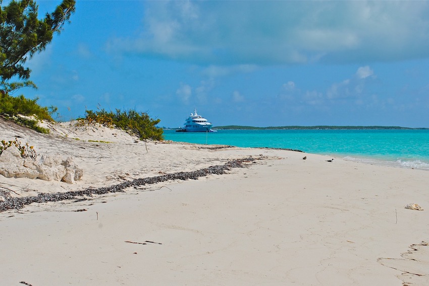 Destination The Bahamas and the Best Things to do in the Exumas - Sandy Beaches
